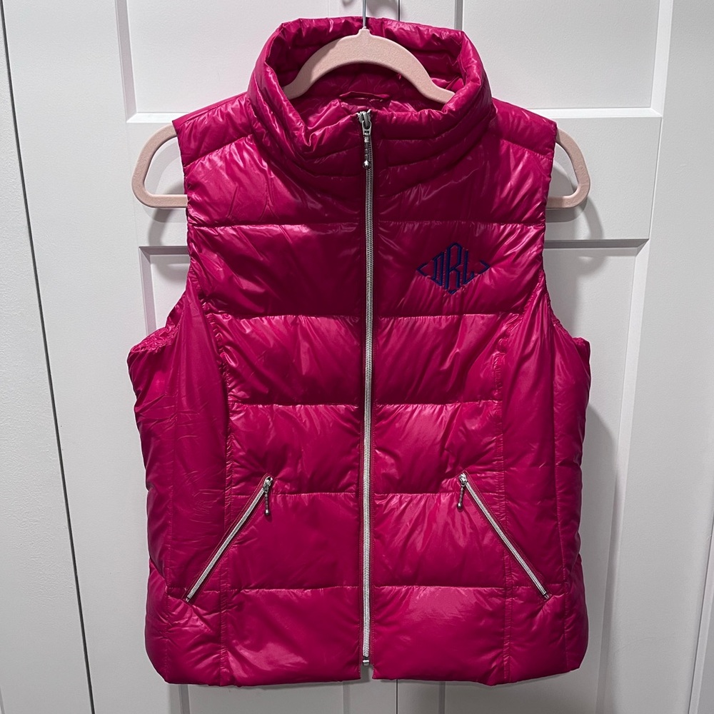 COATOLOGY PRE-LOVED AUTHENTIC WOMEN’S PINK WITH SILVER ZIPPER SHORT PINK VEST